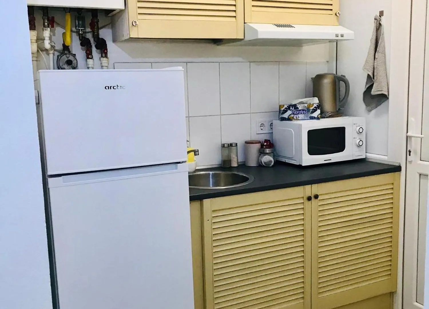 Amos Homes Accommodation 부쿠레슈티