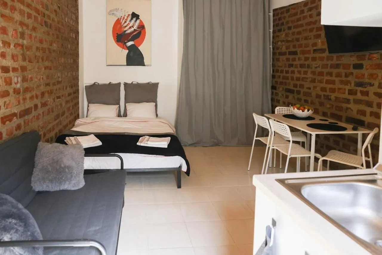 Amos Homes Accommodation 부쿠레슈티