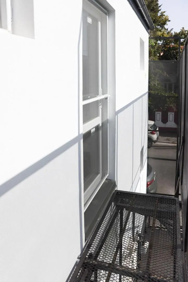 Amos Homes Accommodation Bucureşti