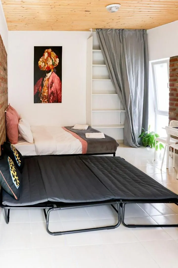 Pensiune Amos Homes Accommodation Bucureşti